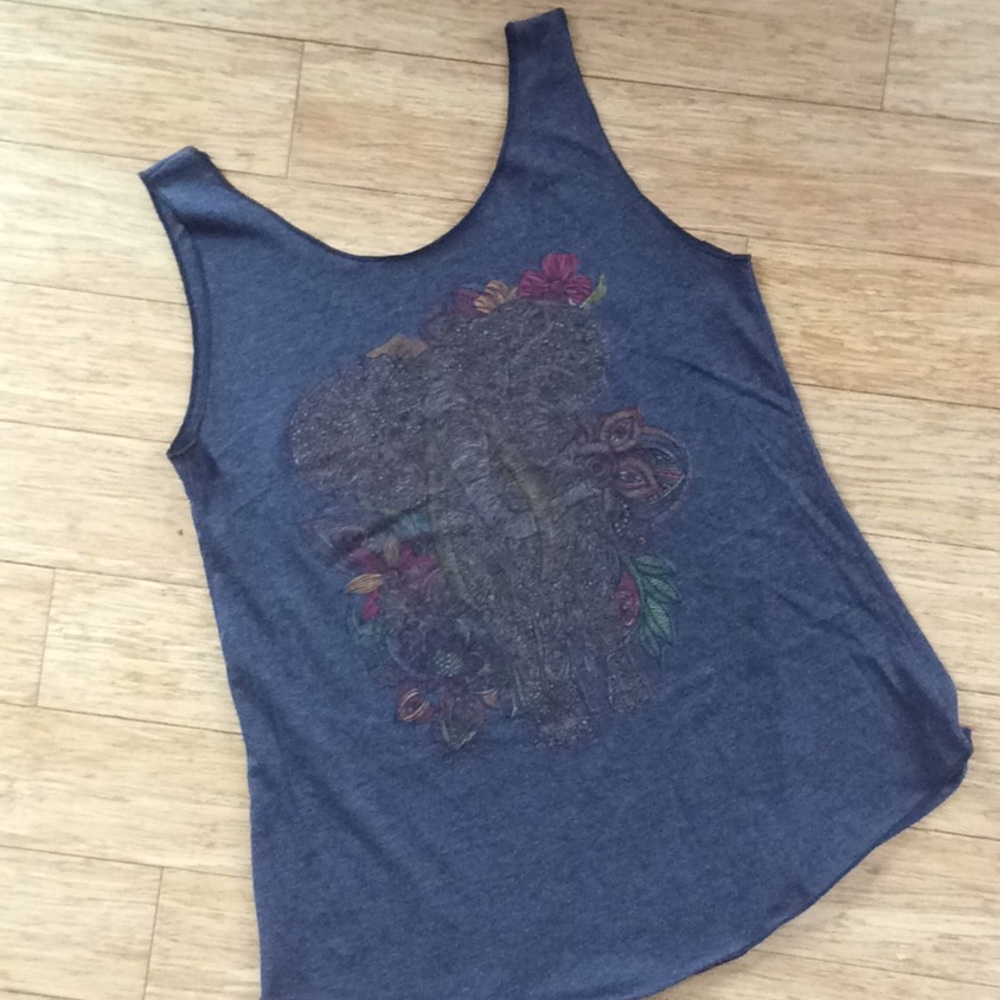 🐘 Colorful elephant print tank top
